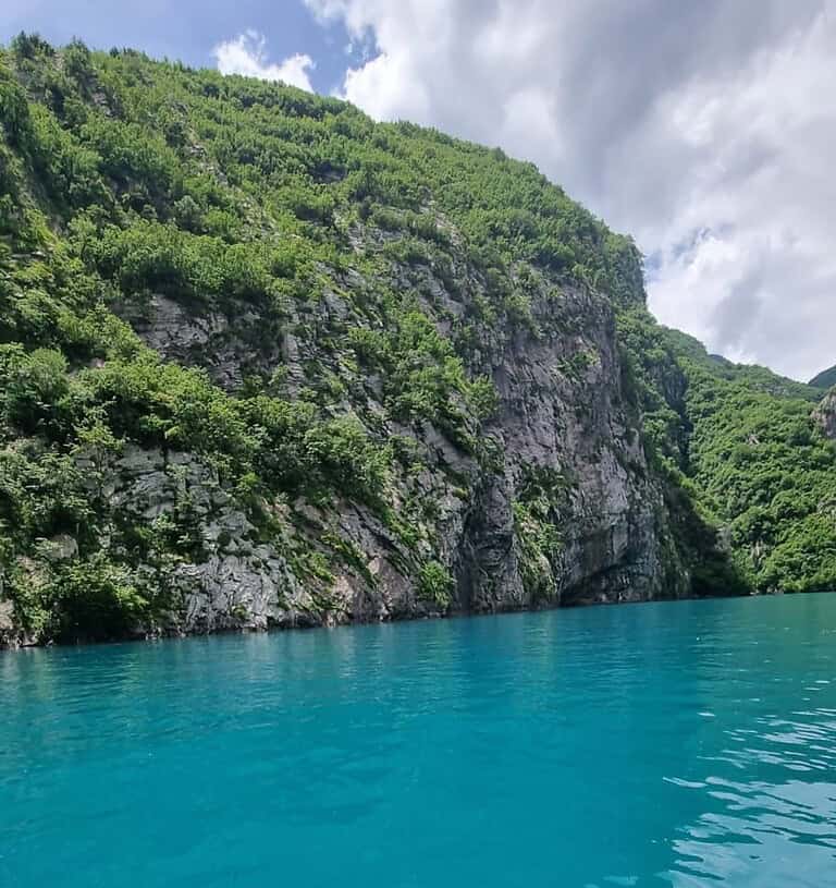 Komani lake 1-day tour